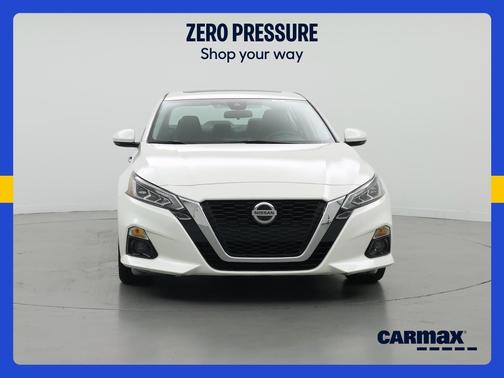 White 2021 Nissan Altima SL