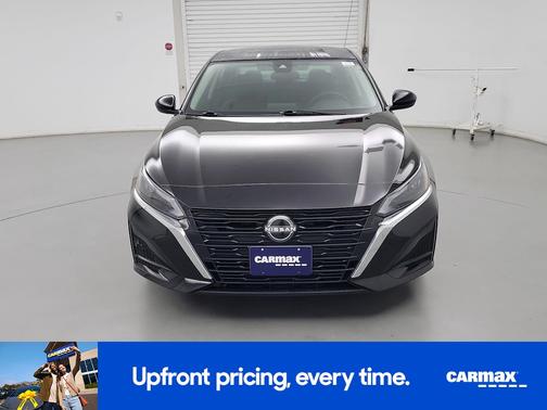 2023 Nissan Altima SV