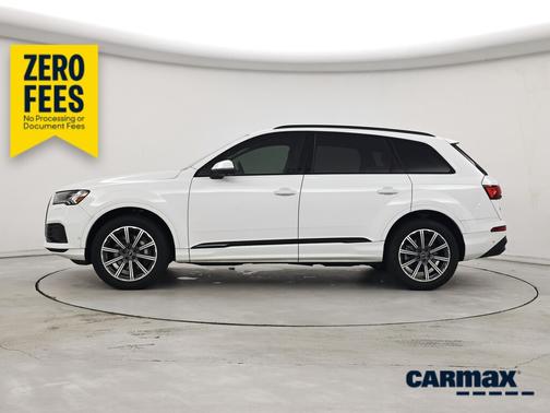 White 2023 Audi Q7 Premium Plus