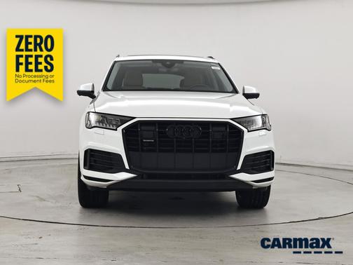 White 2023 Audi Q7 Premium Plus