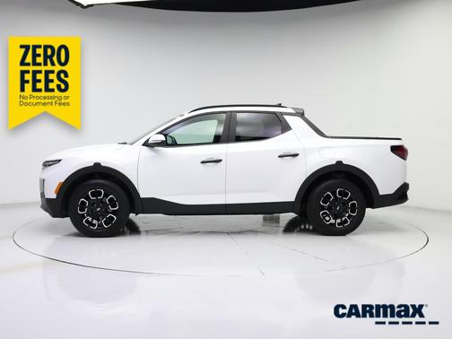 White 2023 Hyundai SANTA CRUZ SEL