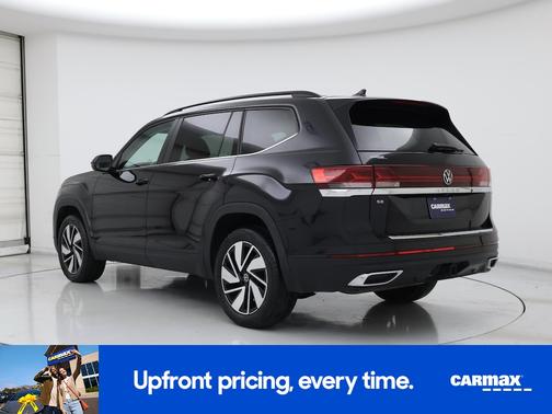 Black 2024 Volkswagen Atlas SE w/Tech