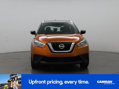 Orange 2020 Nissan Kicks SV