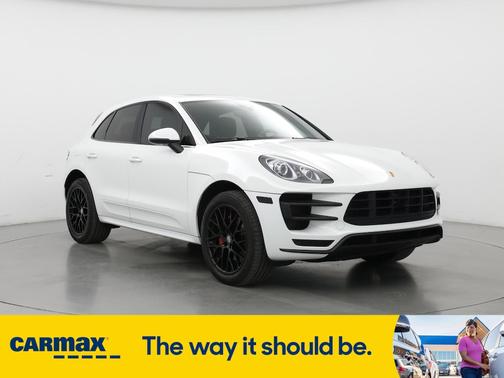 2018 Porsche Macan Turbo