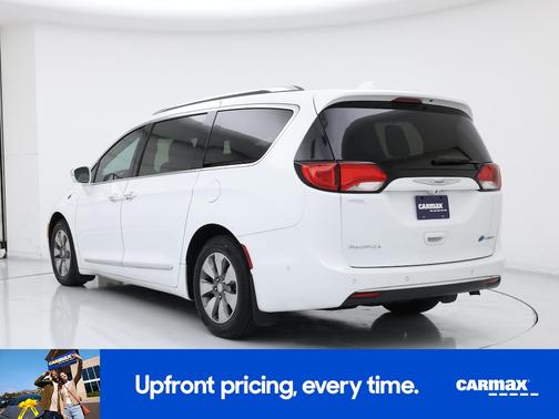 2018 Chrysler Pacifica Hybrid Limited