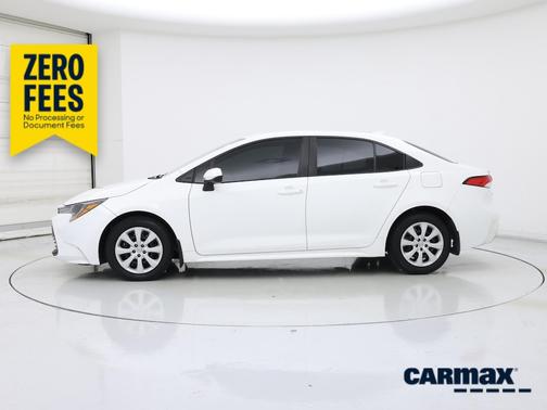 White 2024 Toyota Corolla LE