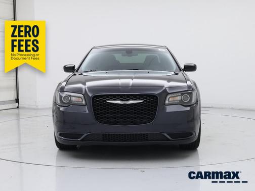 Gray 2018 Chrysler 300 Touring