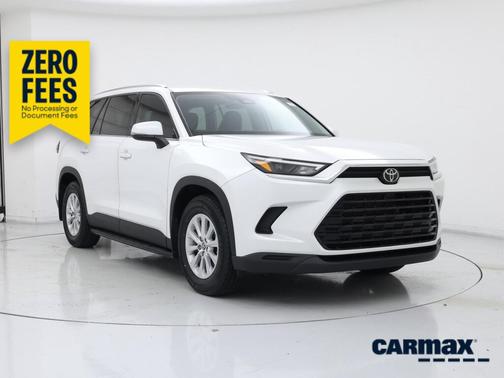 White 2024 Toyota Grand Highlander Hybrid XLE