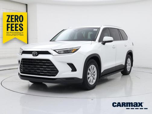 White 2024 Toyota Grand Highlander Hybrid XLE
