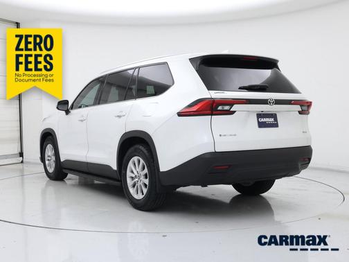 White 2024 Toyota Grand Highlander Hybrid XLE