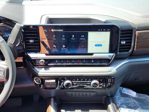 2025 Chevrolet Silverado 3500 High Country