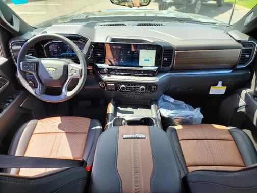 2025 Chevrolet Silverado 3500 High Country