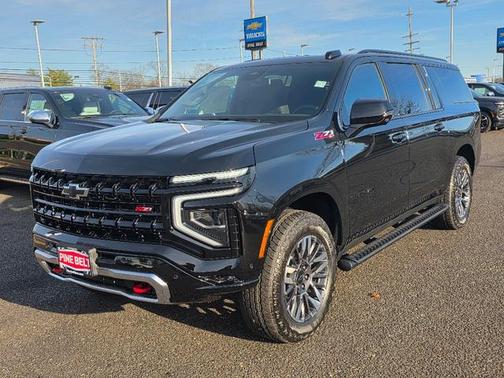 2026 Chevrolet Suburban Z71, 4WD