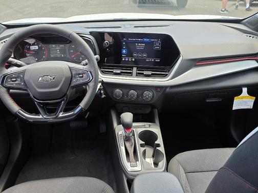 2025 Chevrolet Trax FWD 1RS