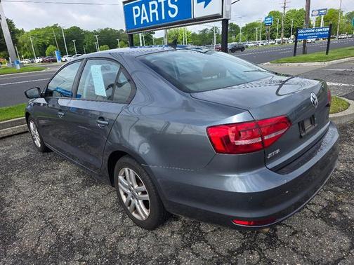 2015 Volkswagen Jetta Auto S w/Technology