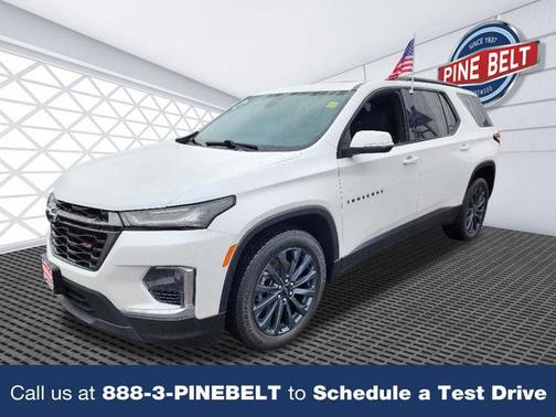 2023 Chevrolet Traverse RS