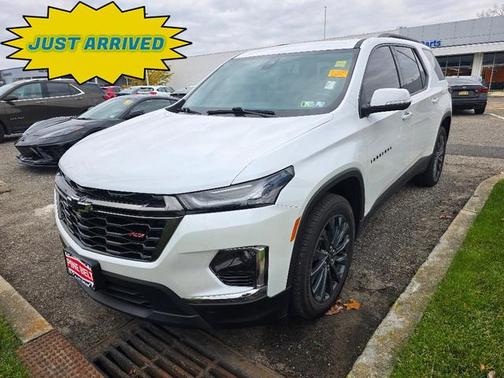 2023 Chevrolet Traverse RS