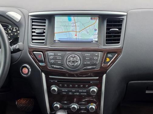 2015 Nissan Pathfinder Platinum