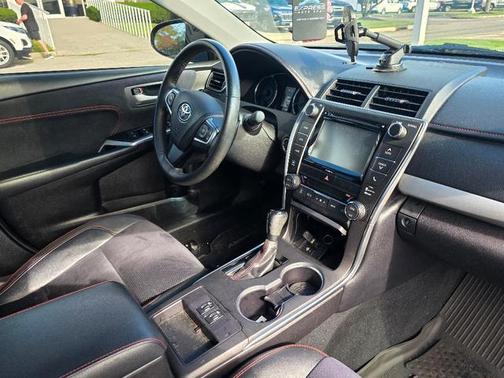 2017 Toyota Camry XSE