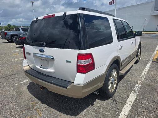 2011 Ford Expedition XLT
