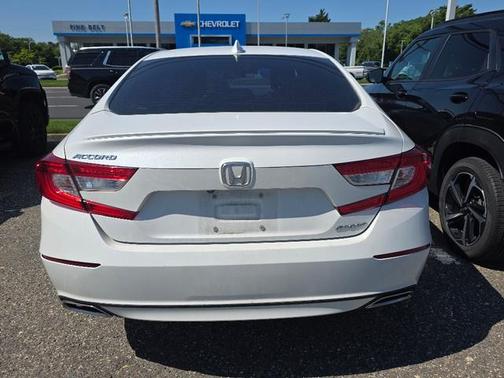 Platinum White Pearl 2019 Honda Accord Sport