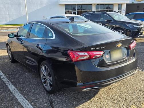 2022 Chevrolet Malibu FWD Premier