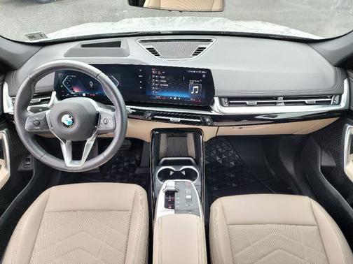 2025 BMW X1 xDrive28i