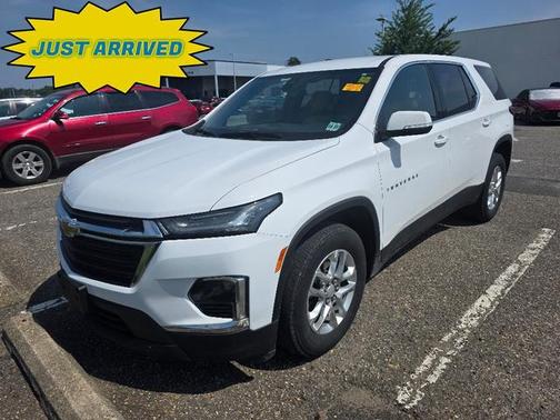 2023 Chevrolet Traverse LS