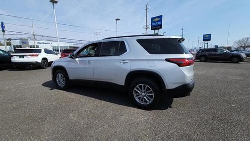 2022 Chevrolet Traverse LT Cloth