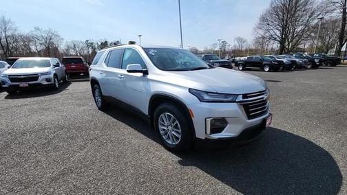 2022 Chevrolet Traverse LT Cloth