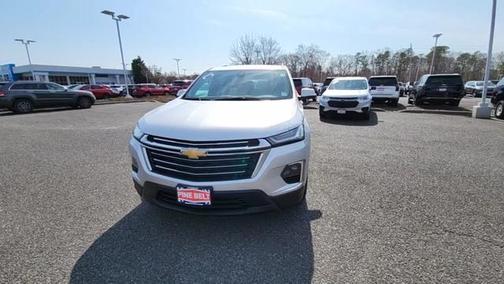 2022 Chevrolet Traverse LT Cloth
