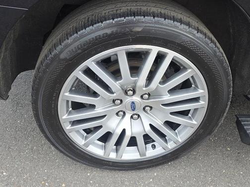 Agate Black Metallic 2023 Ford Expedition Platinum