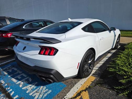 2024 Ford Mustang Dark Horse Fastback