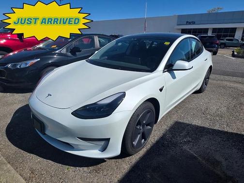 2023 Tesla Model 3 Standard Range