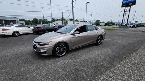 2022 Chevrolet Malibu FWD LT
