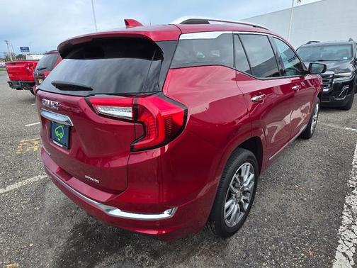 2024 GMC Terrain Denali