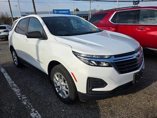 2022 Chevrolet Equinox LS