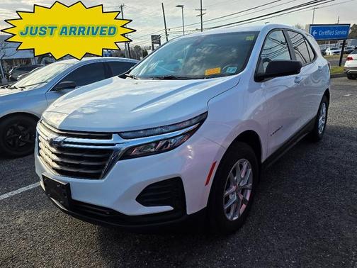 2022 Chevrolet Equinox LS