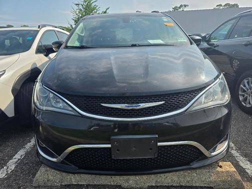 2018 Chrysler Pacifica Touring-L Plus
