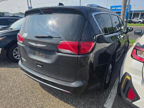 2018 Chrysler Pacifica Touring-L Plus