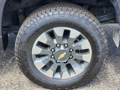 2025 Chevrolet Silverado 2500 Custom