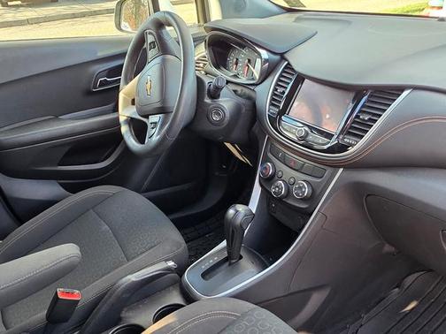 2021 Chevrolet Trax LS