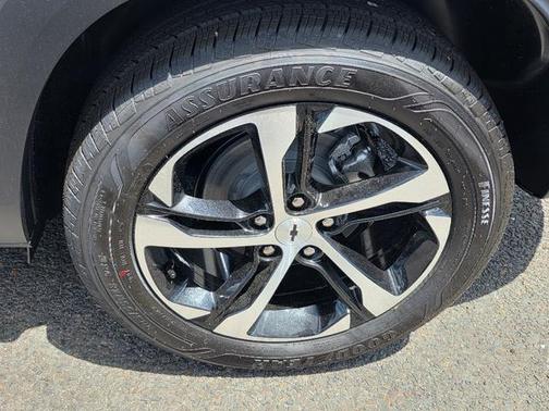 2025 Chevrolet Trax FWD 1RS