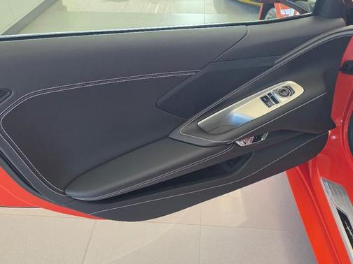 2026 Chevrolet Corvette Stingray w/1LT