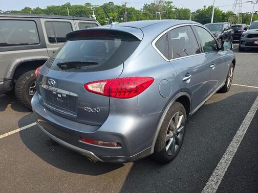 2017 INFINITI QX50 Base