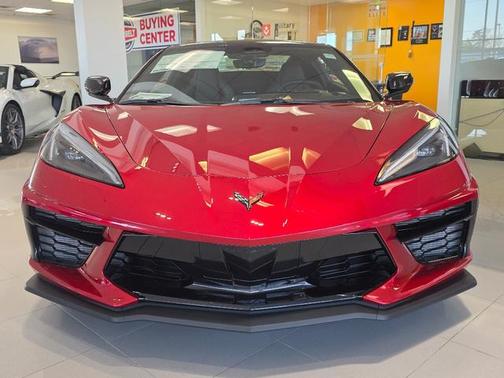 Red Mist Metallic Tintcoat 2026 Chevrolet Corvette Stingray w/1LT
