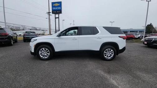 2022 Chevrolet Traverse LS