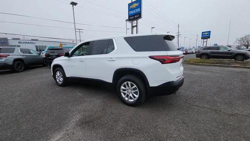2022 Chevrolet Traverse LS