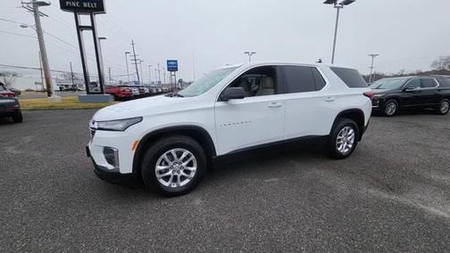 2022 Chevrolet Traverse LS