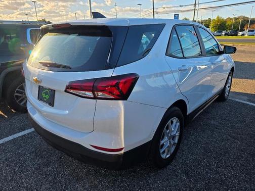 2022 Chevrolet Equinox LS